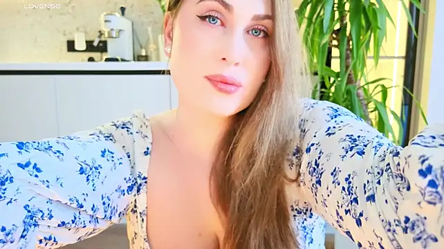 Miss_Magic_Eyes_ Webcam show