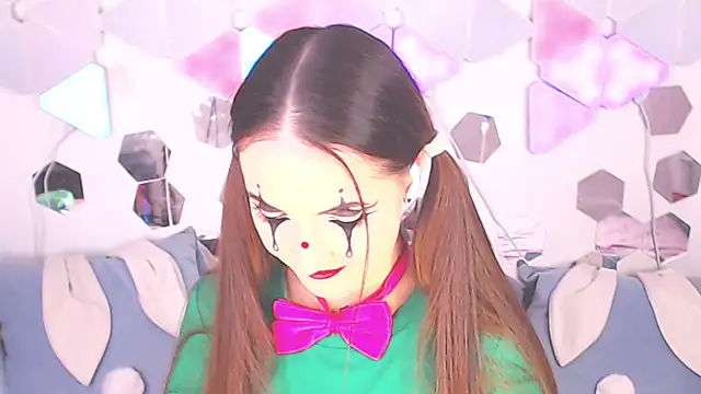 LexiKiss 在線直播表演