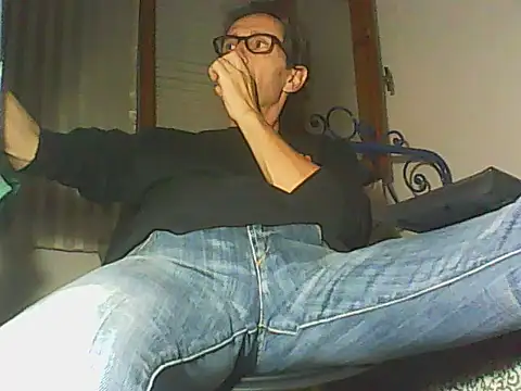 Moro_ra Webcam show