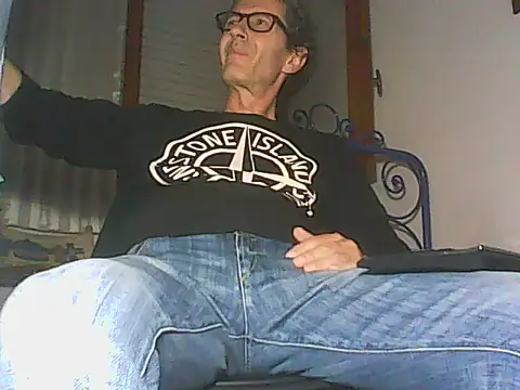 Moro_ra Webcam show