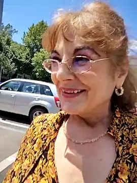 cutewoman67's Live XXX Chat