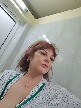 Chat +18 de LIONESSQUEEN307 ao vivo
