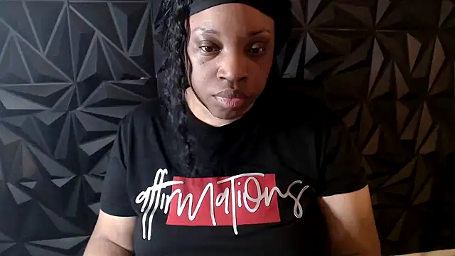 Chatroom XXX en direct de Sexymona1218