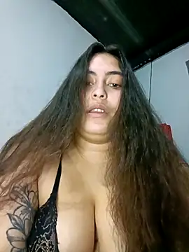 Chat +18 de xandra252 ao vivo