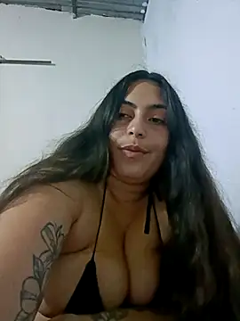 Chat +18 de xandra252 ao vivo