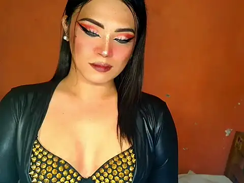 Webkamerová show urtransmistressx