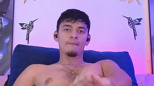 VikoHands: вебкам-шоу