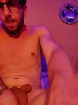 Davjid_Lebon Show in webcam