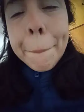 StefyStar_Sexy Adlı Modelin Canlı XXX Sohbeti