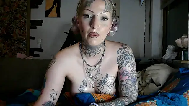 RoxxyInk Webcam-Show