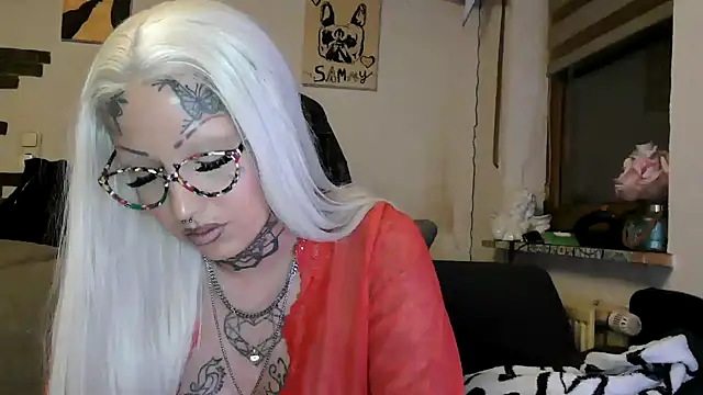 RoxxyInk Pertunjukan Webcam