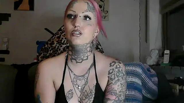 RoxxyInk Webcam-Show