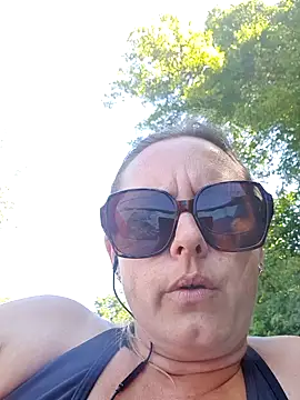 Hot_Milf_Denise Show in webcam