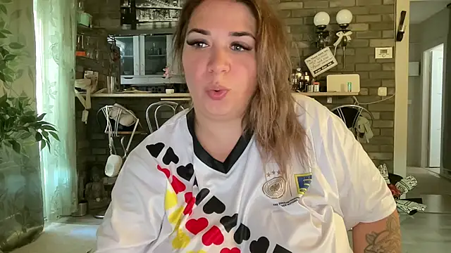 Monageil's Live XXX Chat