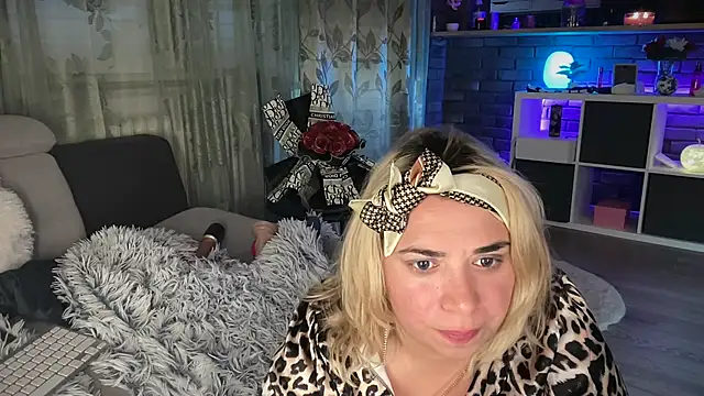 Show modela Monageil na web-kameri