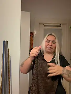 Monageil Chat XXX live