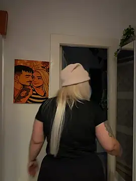 Monageil Live XXX-chat