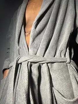 عرض كام Curvy_conda