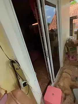 sweetieme webkamerás műsora