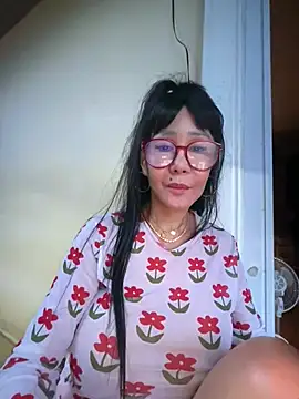 sweetieme Adlı Modelin Web Kamerası Şovu