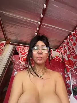 Show de sweetieme na webcam