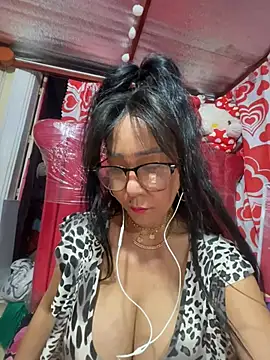 sweetieme's Webcam Show
