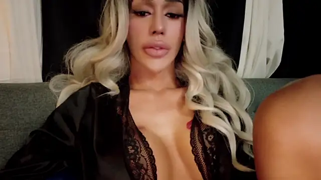 Forever_MissCandace's Webcam Show