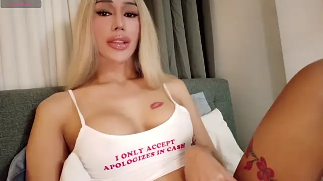 Forever_MissCandace's Webcam Show