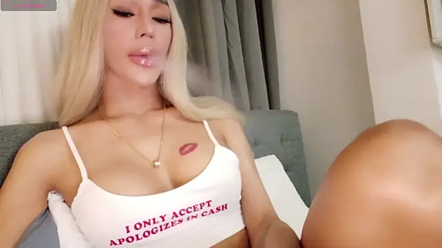 Forever_MissCandace's Webcam Show