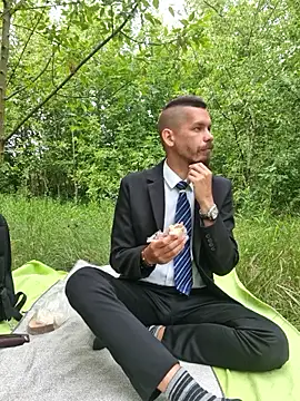 viraglaci18@xh Webcam-Show