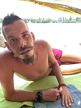 viraglaci18@xh Webcamshow