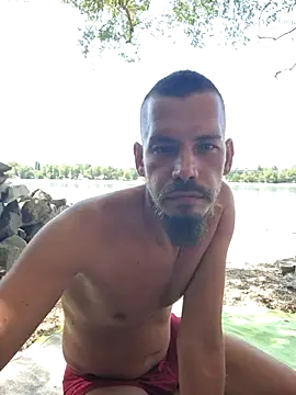 viraglaci18@xh Webcamshow