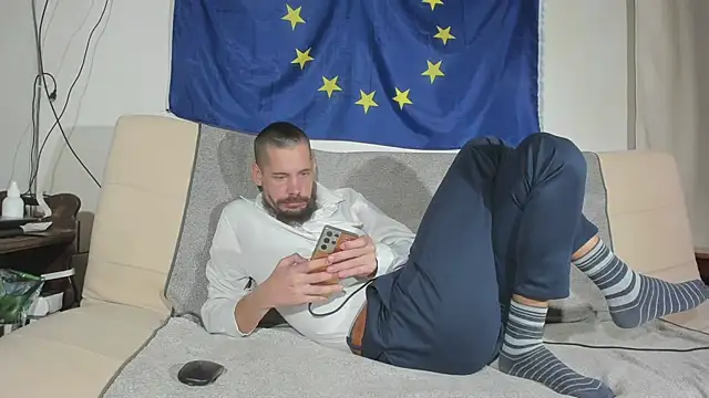 viraglaci18@xh webkamerás műsora