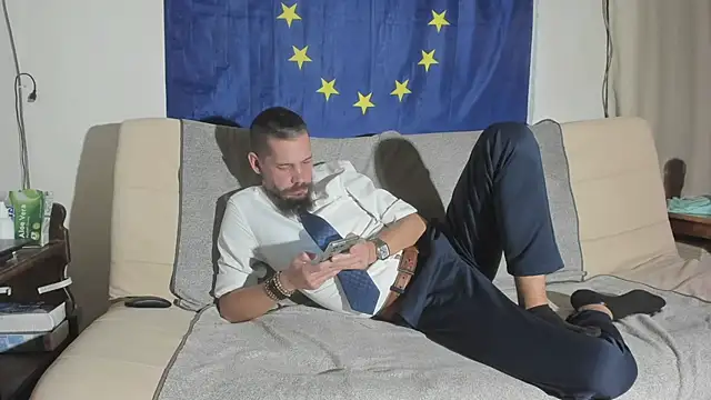 viraglaci18@xh Webcamshow