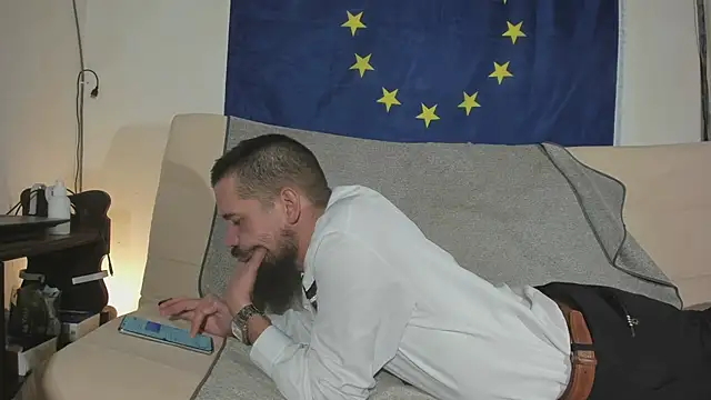 Pokazy przed kamerką – viraglaci18@xh