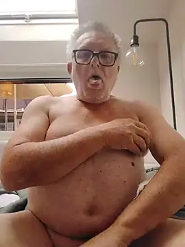 Corref webcam show