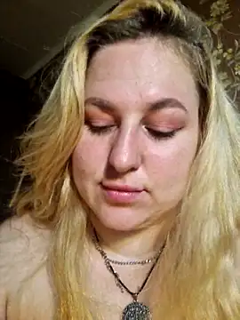 LianaJu's Live XXX Chat
