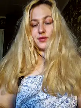 LianaJu – Naživo XXX chat