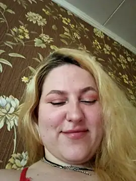 LianaJu XXX чат на живо