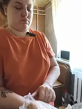 LianaJu's Live XXX Chat