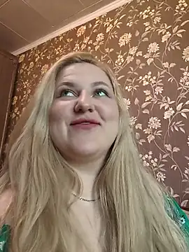 LianaJu's Live XXX Chat