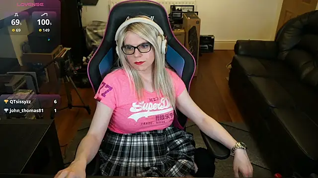 KelseyCobalt Show in webcam