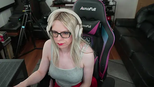 KelseyCobalt Show in webcam
