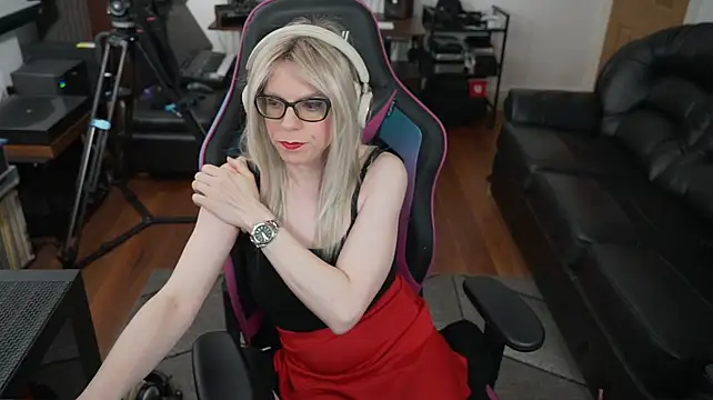 KelseyCobalt Show in webcam