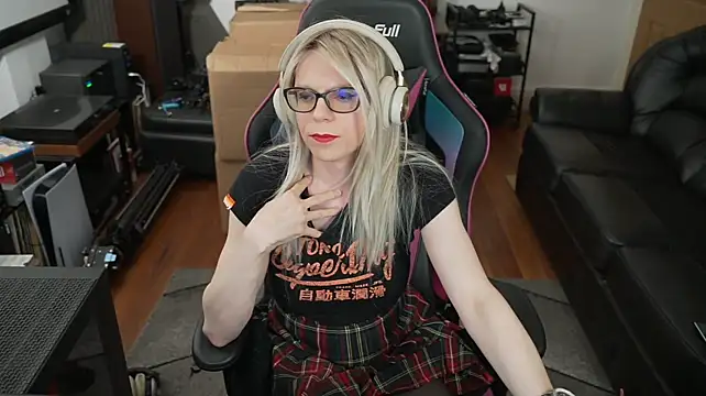 KelseyCobalt Show in webcam
