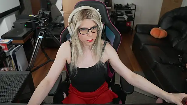 KelseyCobalt Show in webcam