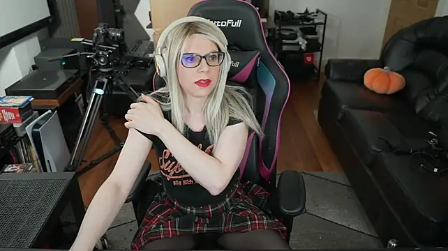 KelseyCobalt's Webcam Show