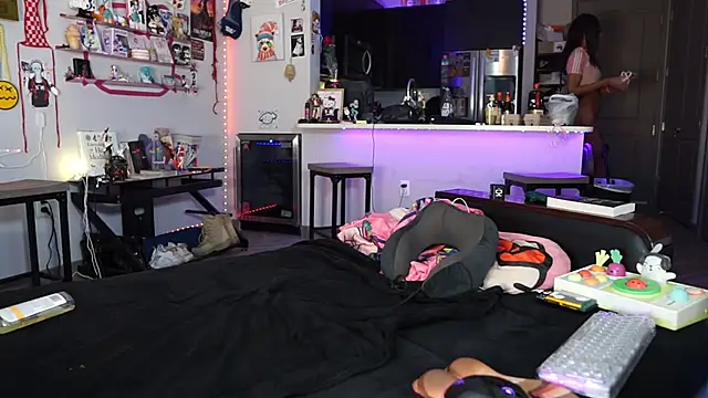 NSFWEros Show Webcam