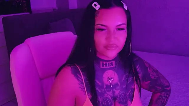 _MelinaCurves_ Live XXX-Chat