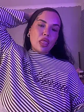 _MelinaCurves_ Live XXX-Chat